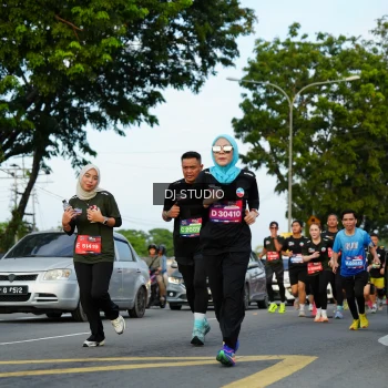 Runner Photo 3973385