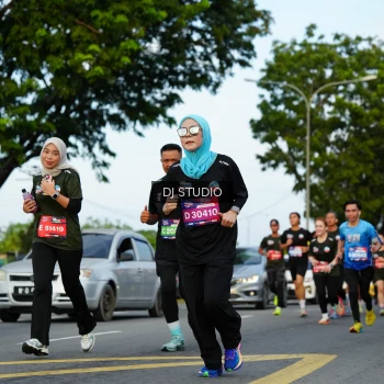 Runner Photo 3973415