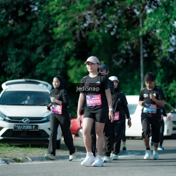 Runner Photo 3973445
