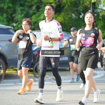 Runner Photo 3973475