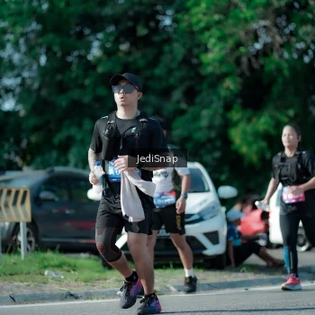 Runner Photo 3973619