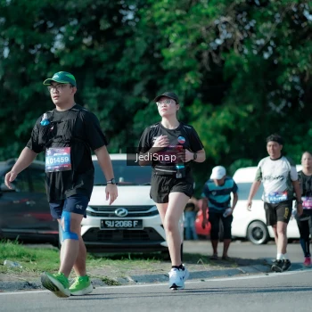 Runner Photo 3973625