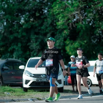 Runner Photo 3973630