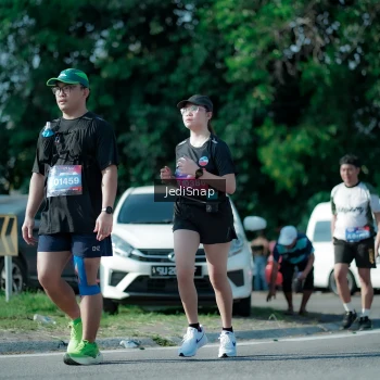 Runner Photo 3973657