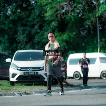 Runner Photo 3973677