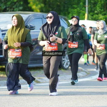 Runner Photo 3973682