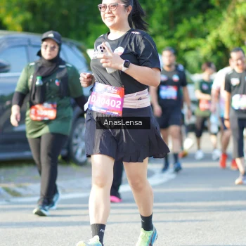 Runner Photo 3973685