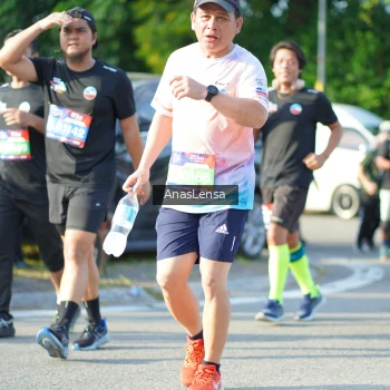 Runner Photo 3973702