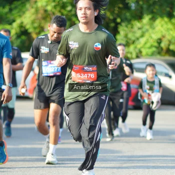 Runner Photo 3973728