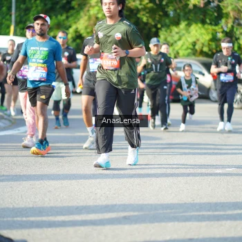 Runner Photo 3973741