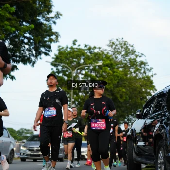 Runner Photo 3973777