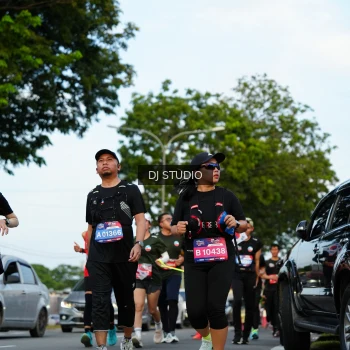 Runner Photo 3973806