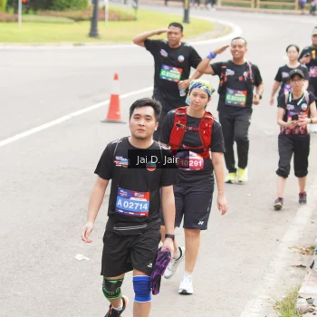 Runner Photo 3973877