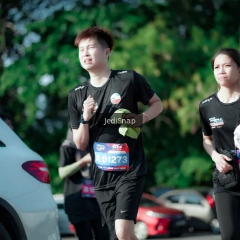 Runner Photo 3973893