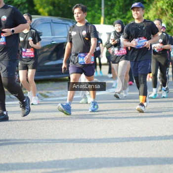 Runner Photo 3973934