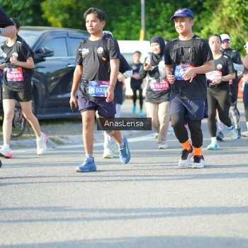 Runner Photo 3973944