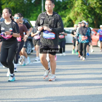 Runner Photo 3973957