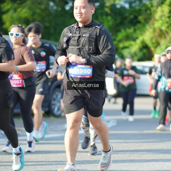 Runner Photo 3973974