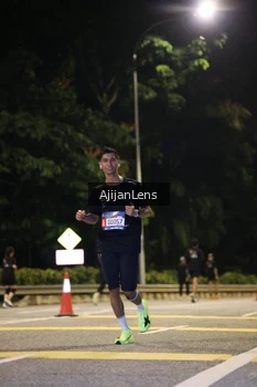 Runner Photo 3973981