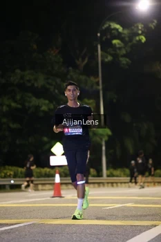Runner Photo 3973991