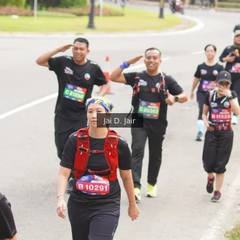 Runner Photo 3974010