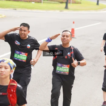 Runner Photo 3974032
