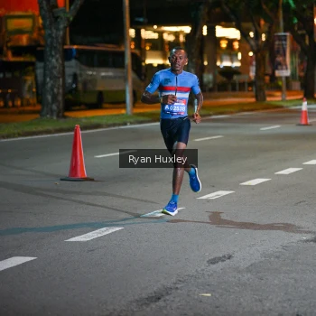 Runner Photo 3974037
