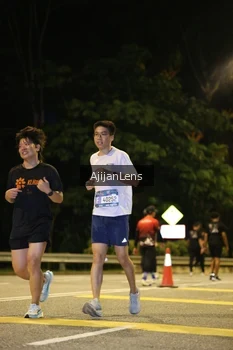 Runner Photo 3974044
