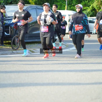 Runner Photo 3974072