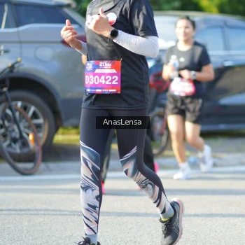 Runner Photo 3974075