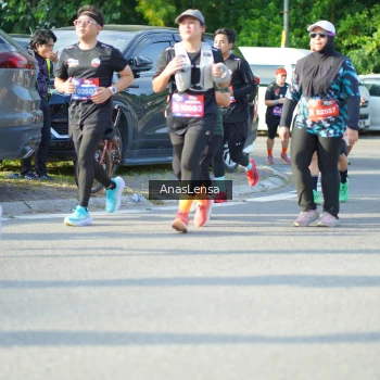 Runner Photo 3974088