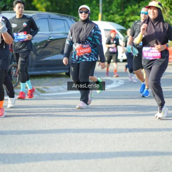 Runner Photo 3974094