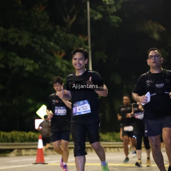 Runner Photo 3974096