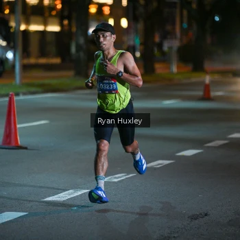 Runner Photo 3974100