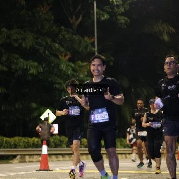 Runner Photo 3974106