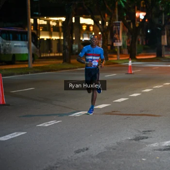 Runner Photo 3974128