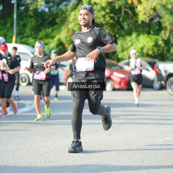 Runner Photo 3974135