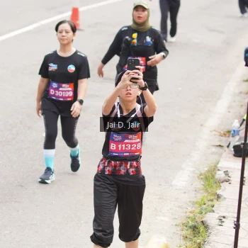 Runner Photo 3974145