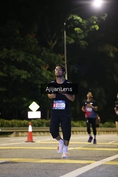 Runner Photo 3974172