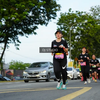 Runner Photo 3974182