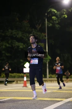 Runner Photo 3974183