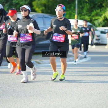 Runner Photo 3974201