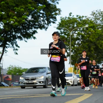Runner Photo 3974209