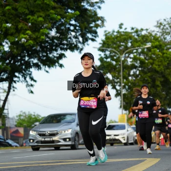 Runner Photo 3974215