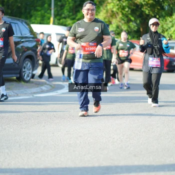 Runner Photo 3974235