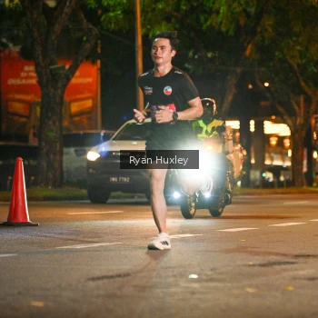 Runner Photo 3974247