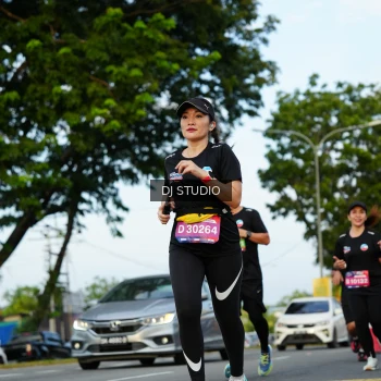 Runner Photo 3974263