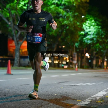 Runner Photo 3974290