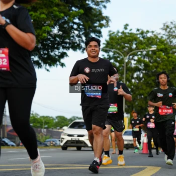 Runner Photo 3974297