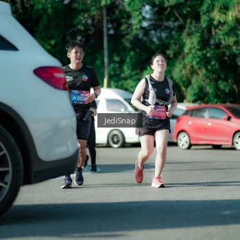 Runner Photo 3974303